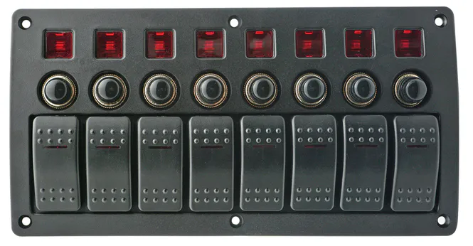 Hovedbilde 1852 Bryterpanel 8 brytere og automatsikringer